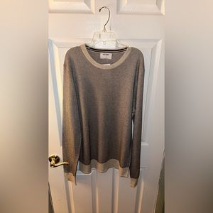 Old Navy Men’s Sweater.